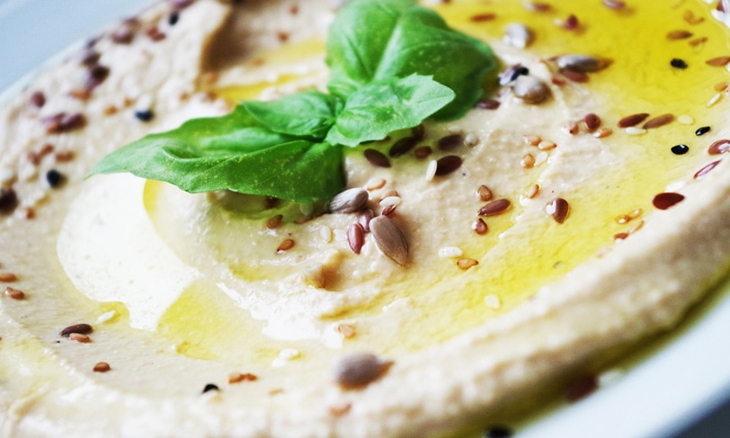 Hummus con aceite de oliva